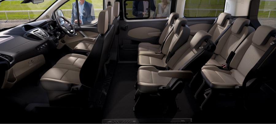  Ford Transit Tourneo Custom Concept 2012 года  (фото 3 из 24)